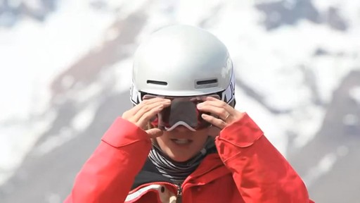 SMITH I/OS Snow Goggles - image 4 from the video